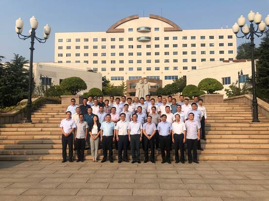 �ൺ��ʱ������Ӫ�̡������������μ�ʹ�����ɲ���ѵ��Բ������